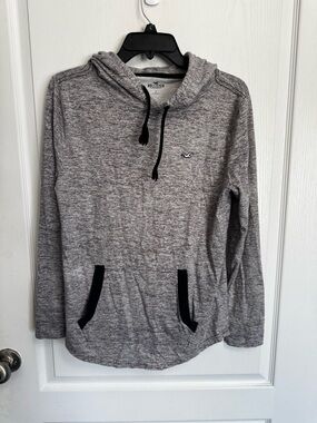 Hollister Heather Gray Hoodie with Black Accents